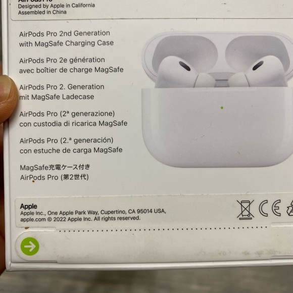 Brand New Apple AirPods Pro 2 - Picture 4 of 5